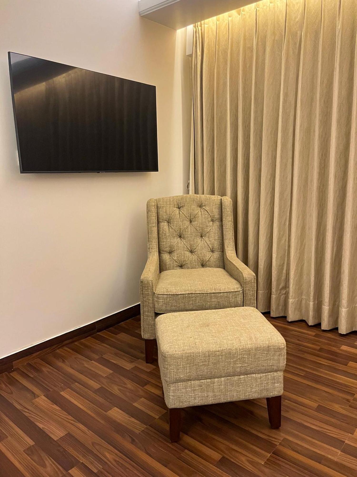 Hotel Home In By Amrik Sukhdev Sonipat Dış mekan fotoğraf